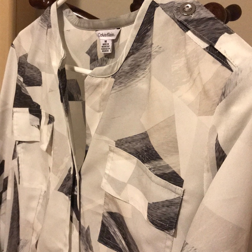 Calvin Klein Button Up - Picture 3 of 3